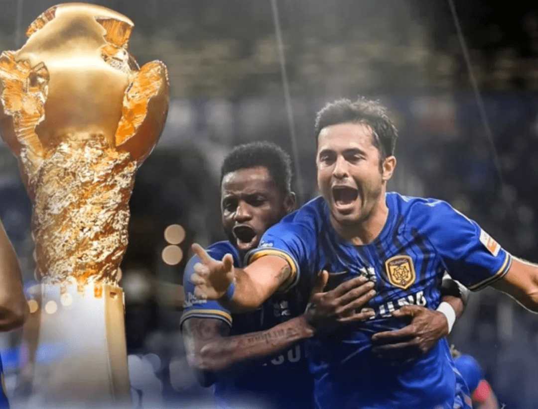 韩国队鏖战英格兰队,奥恰洛夫点燃赛场 韩国队鏖战英格兰队,奥恰洛夫点燃赛场