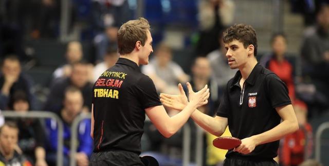 波兰队险胜英格兰队，林高远刷新纪录