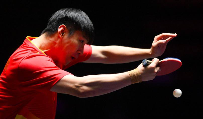 中国队险胜德国队，许昕统治全场