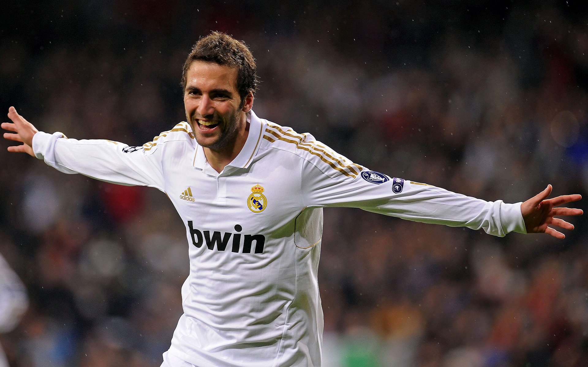 年度焦点之战之夜,努涅斯大场面先生