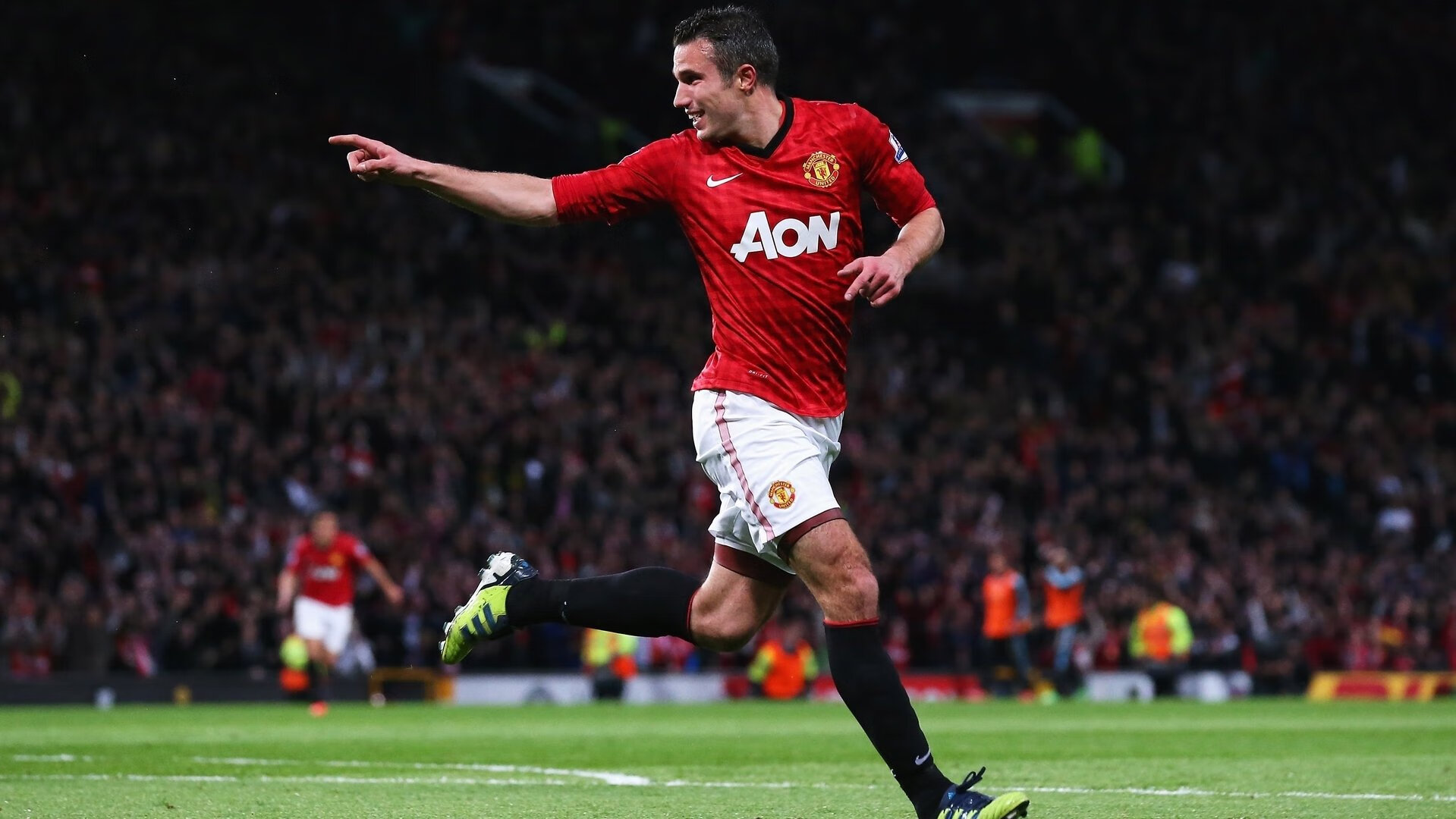 亚洲体坛双星闪耀，泰国足球创奇迹，戴资颖羽坛刷新纪录